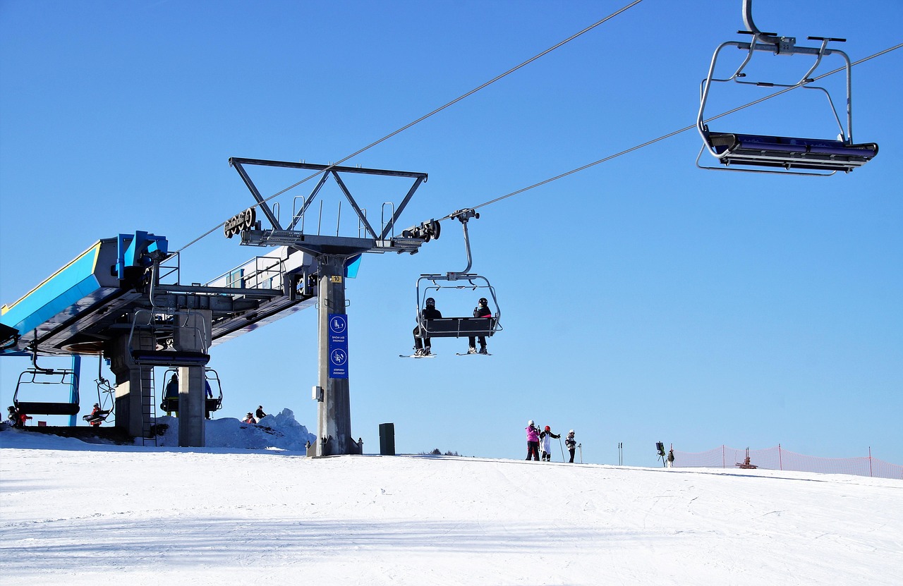 cableway, sofa, ski areal, winter sport, snow, ski slope, skiing area, export, nature, pulling out, the upper station, top